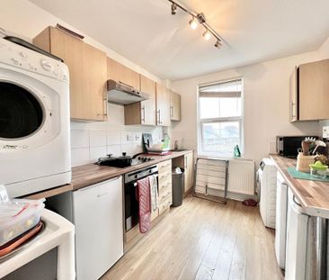 Flat to rent - Photo 2