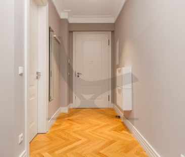 Nice Single Living - Photo 1