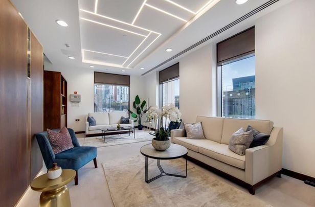 2 Bed Flat, Lancaster Way, SW11 - Photo 1