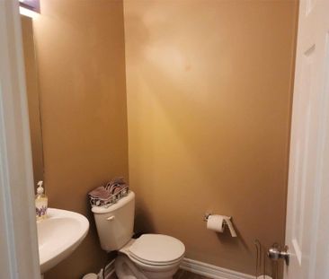 For Lease - 2374 North Ridge Trail, Oakville, Ontario - Photo 6