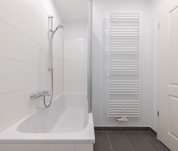 AUFGEPASST - Tolle 2-Raum-Wohnung in ruhiger Lage, zentrumsnah - WE03 - Photo 1