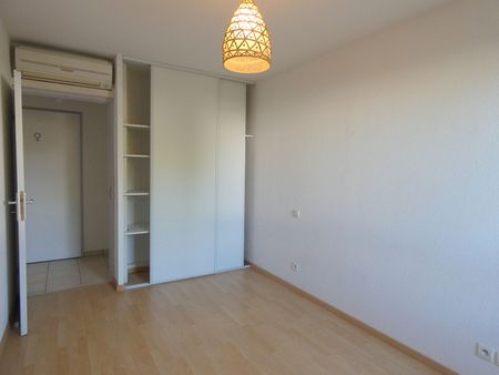 Apartment - Photo 2