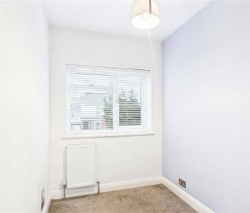 3 bedroom semi-detached house to rent - Photo 6