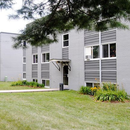 348 Zephyr Avenue, Ottawa, ON - Photo 1