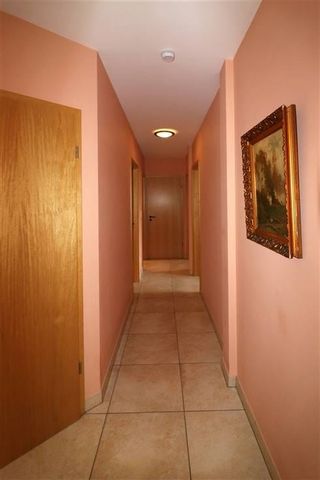 Appartement te huur - Foto 4