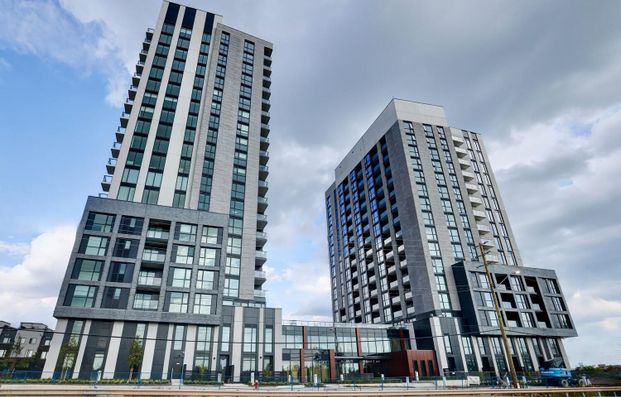 For Lease - 3071 Trafalgar Road Unit# 410, Oakville, Ontario - Photo 1