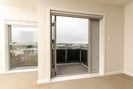 Perfect in Morningside - Photo 4