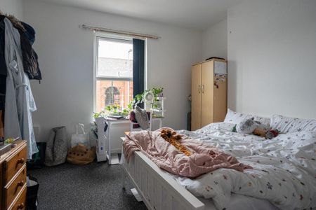 7 bedroom detached house to rent - Photo 5