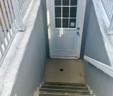 For Lease - 11 Kelsey Crescent, Barrie, Ontario - Photo 4