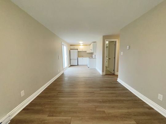 Penetanguishene: Newly Renovated 1 Bedroom + Den Units Available, Tessier Dr. - Photo 1