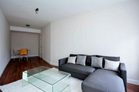 2 Bed Flat, Euston Road, NW1 - Photo 2