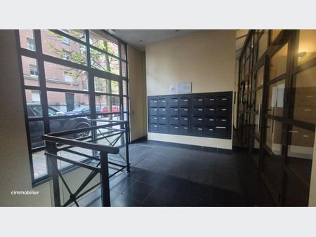 Maison à Louer à LILLE 650 € - Photo 4