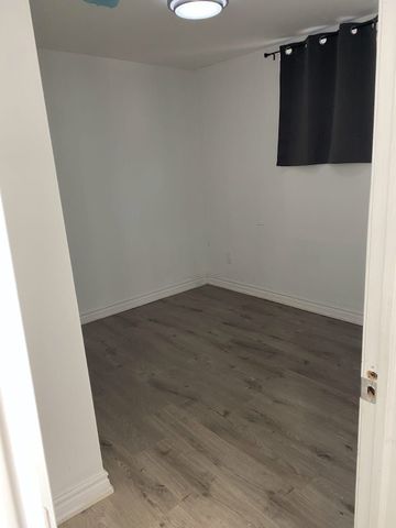 For Lease - 127 Cabot Street, Oshawa, Ontario - Photo 3