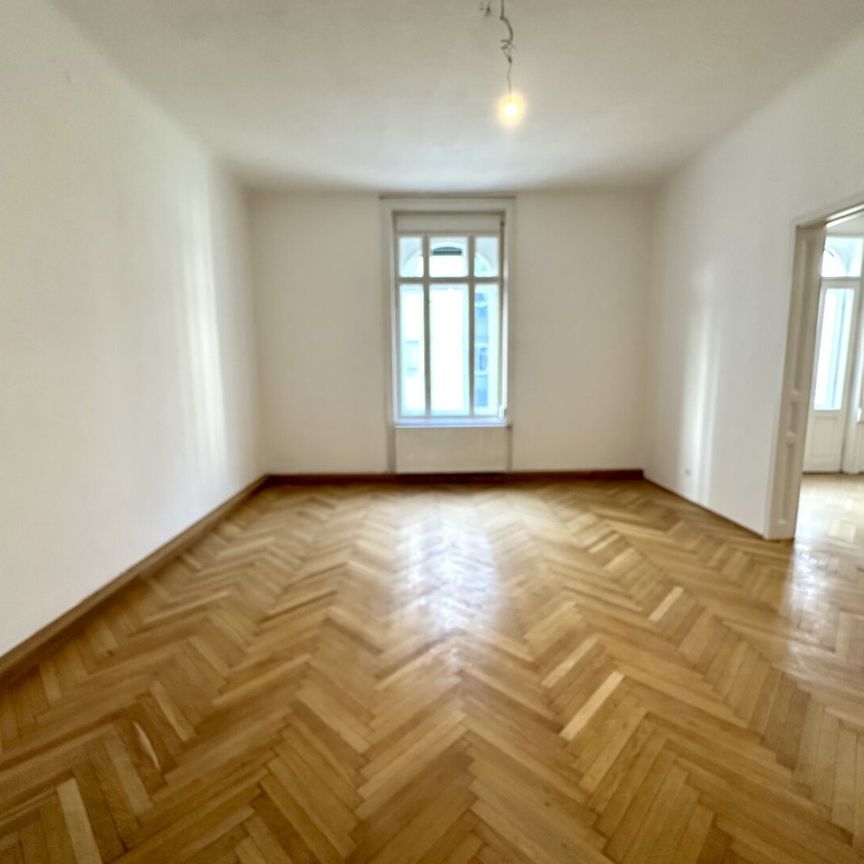 Provisionsfrei! Erstbezug nach Teilsanierung – Wunderschöne 2-Zimmer-Altbauwohnung mit sonnigem Balkon und extra Essküche in bester Lage, unweit der Karl Franzens Universität - Foto 1