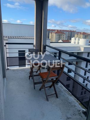 T2 MEUBLÉ - 50m² / Métro LAENNEC - Photo 1