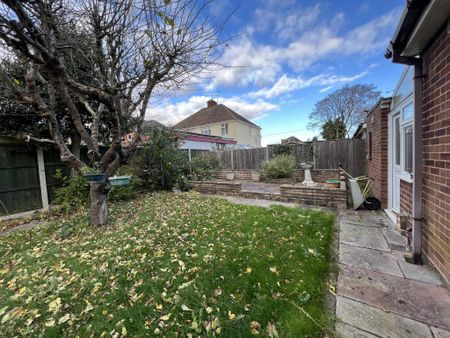 Sundon Road, Dunstable, Bedfordshire - Photo 4