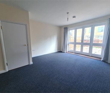 11 Cedar Court, Littleport - Photo 3