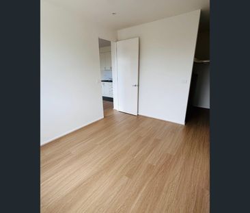 215/662 Blackburn Rd, Notting Hill, Vic 3168 - Photo 1