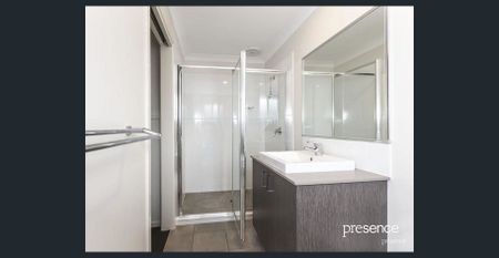 SMART AND STYLISH FAMILY HOME IN FERN BAY - Photo 4