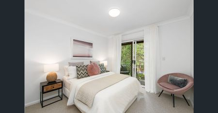 Modern Parkside Townhouse with House-Like proportions - Photo 5