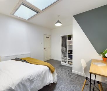 4 bedroom flat to rent - Photo 5