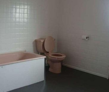 Wolverhampton Road, Wolverhampton, WV10 - Photo 2