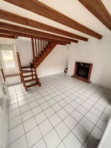 A LOUER - Maison 4 pi�ces (65 m�) en location � CHAMPEAUX - Photo 2