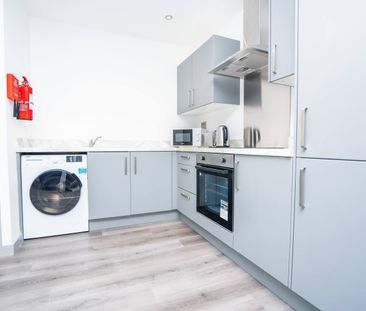 Prospect Hill, Redditch - Photo 6