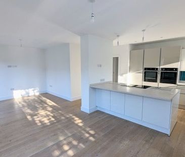 The Pines, Formby, Merseyside, L37 - Photo 3