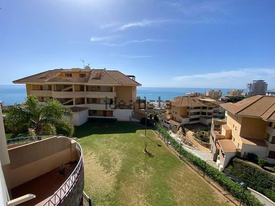 Alquiler de piso en Calle Sierra de Cazorla - Foto 1