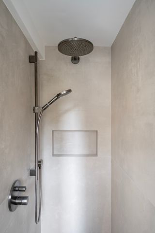 Young Street - Photo 2