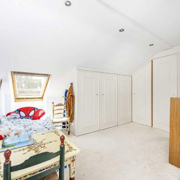 5 bedroom semi-detached house to rent - Photo 1