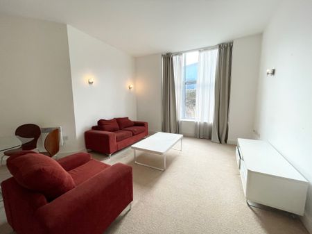 3 bedroom apartment to rent - Photo 3