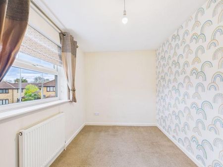 3 bedroom detached house to rent - Photo 4