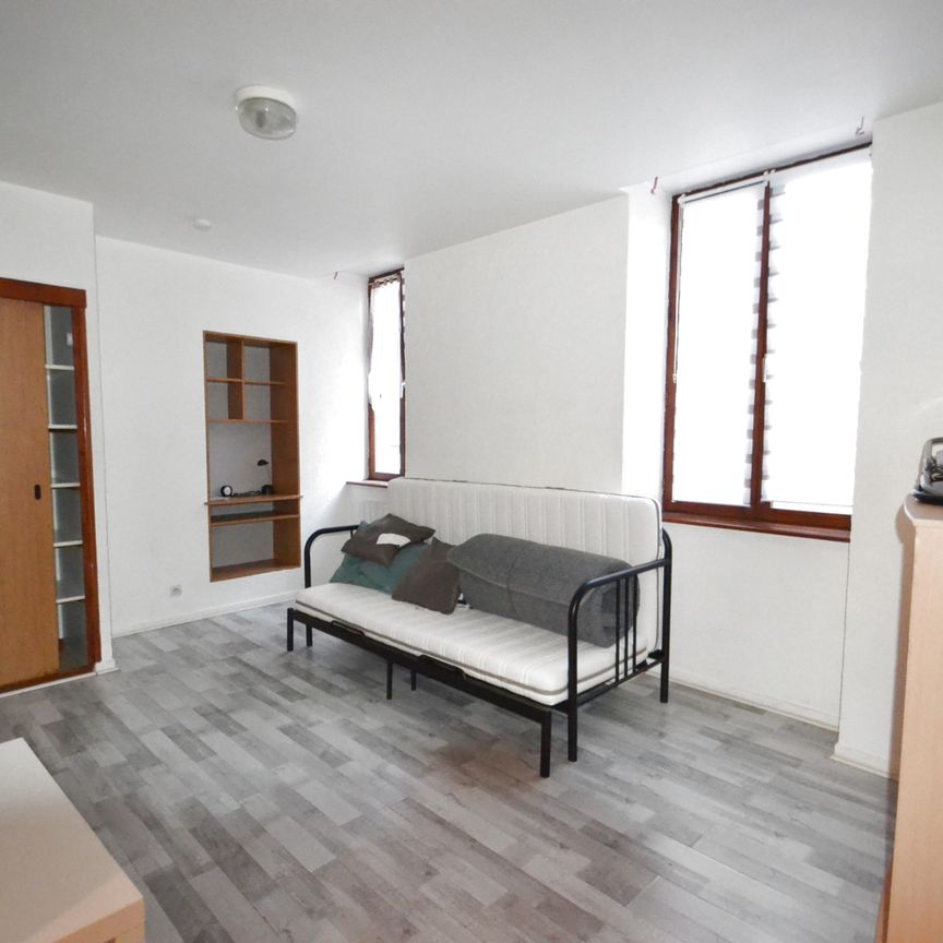 Location Appartement 1 pièce 23m² GANNAT 03800 - Photo 1