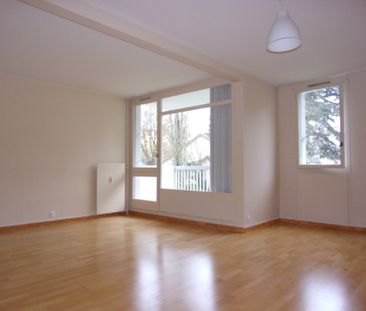 Location Appartement 4 pièces 70m² VERNON 27200 - Photo 2