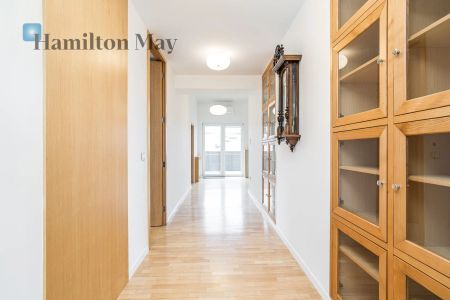 Na wynajem luksusowy dom 450 m2 położony w zielonej i spokojnej części Woli Justowskiej - Photo 3