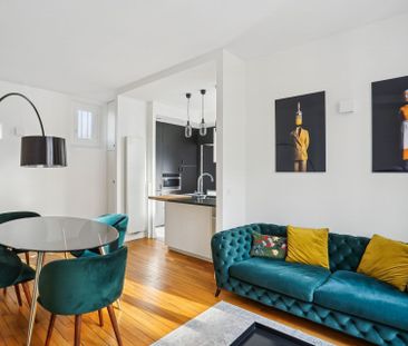 Location Appartement Paris 7 3 Pièces 73.04 m² - Photo 1