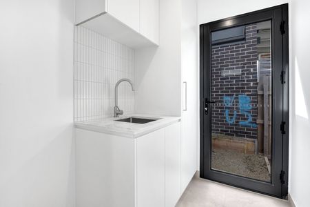 2/5 Rubicon Street, Reservoir VIC 3073 - Photo 4