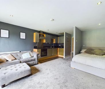 Studio to rent - Photo 3