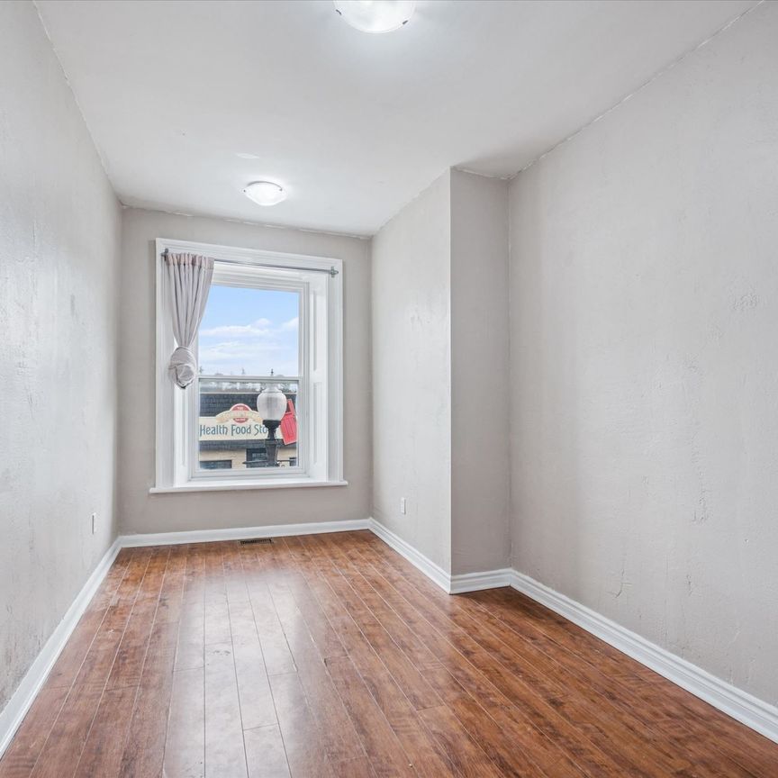 For Lease - 209 St. Andrew Street, Centre Wellington, Ontario - Photo 1