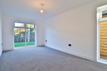 4 bedroom bungalow to rent - Photo 4
