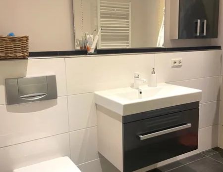 Attraktive Mietwohnung in ruhiger Lage mit exzellenter Anbindung! - Photo 1