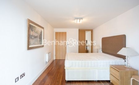 1 Bedroom flat to rent in Winchester Road, Hampstead, NW3 - Photo 2