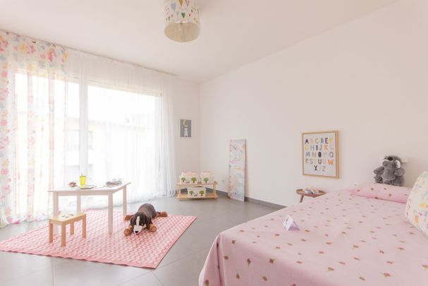 Affittiamo 4.5 locali all'ultimo piano in zona strategica - Foto 1