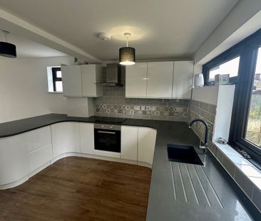 Junction Road - Photo 6