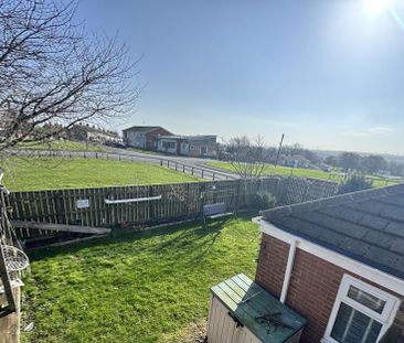 3 bedroom semi-detached house to rent - Photo 6