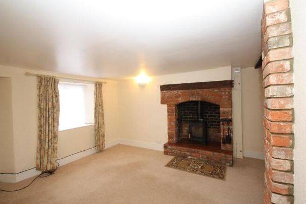 2 bedroom cottage to rent - Photo 1