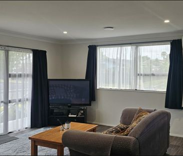 3 Bedroom family home - Photo 3