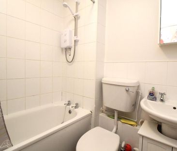 Studio to rent - Photo 4